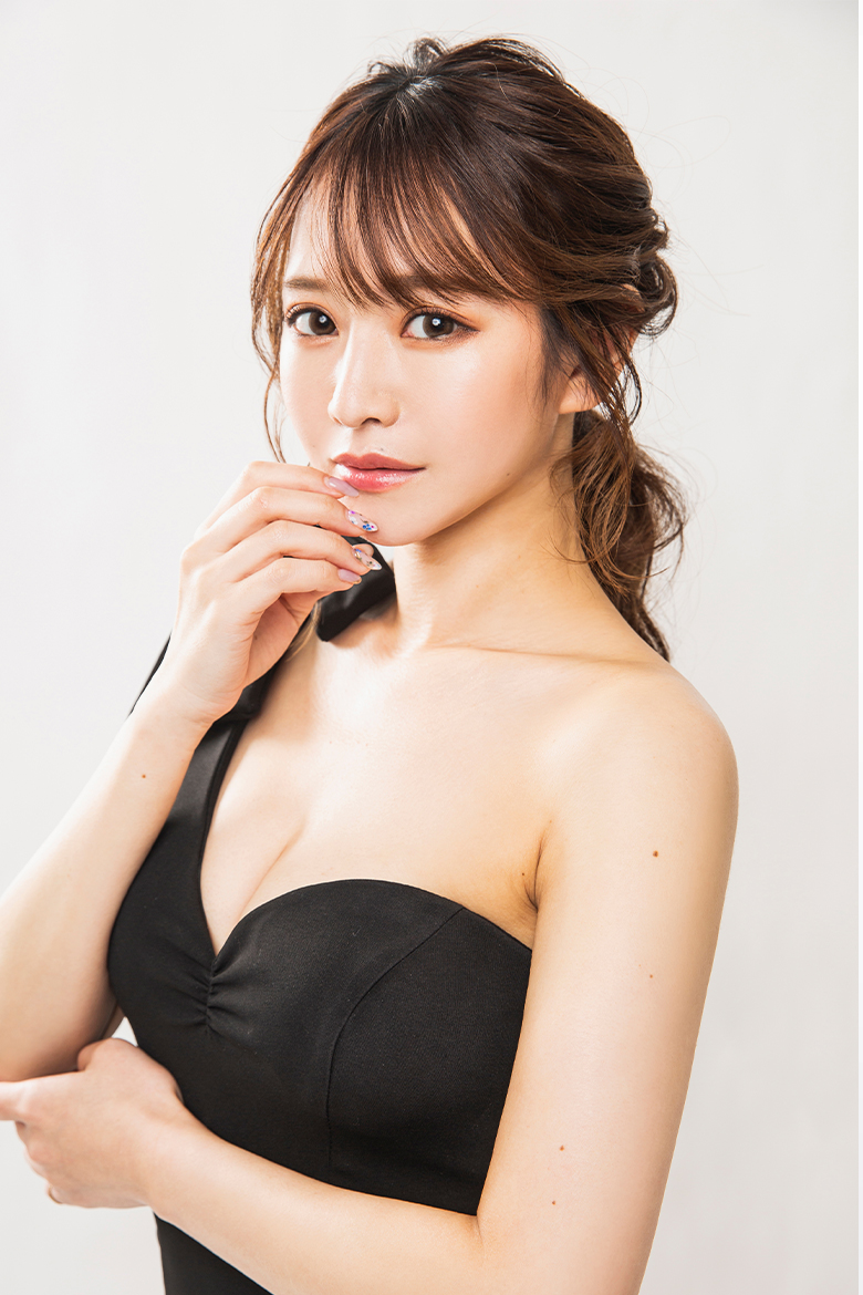 葉月りほ