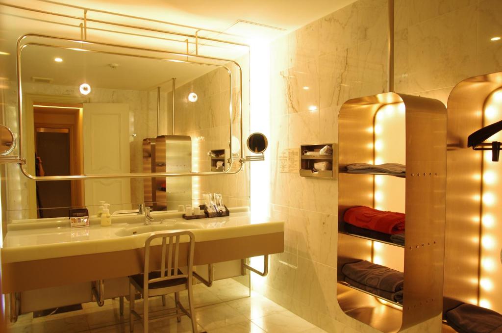 札幌のラブホテル20選 2位:Blue Hotel OCTA