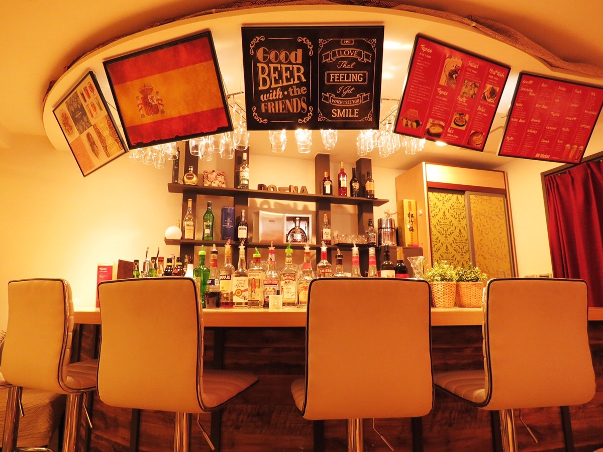 札幌のパブ30選　8位:大通り waiwaiバル 333BAR