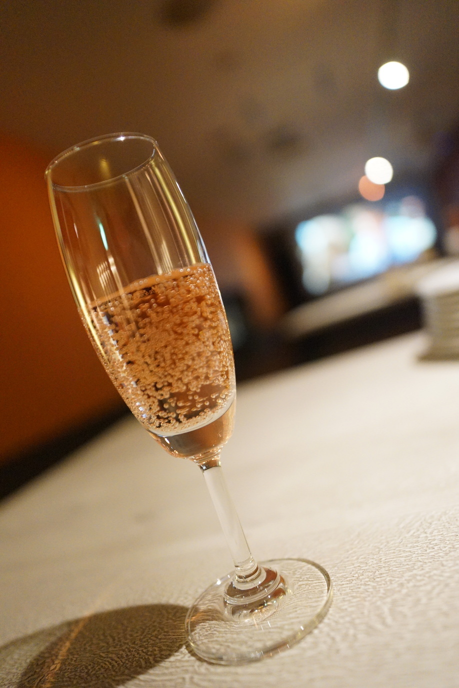 札幌のパブ30選 8位:大通り waiwaiバル 333BAR