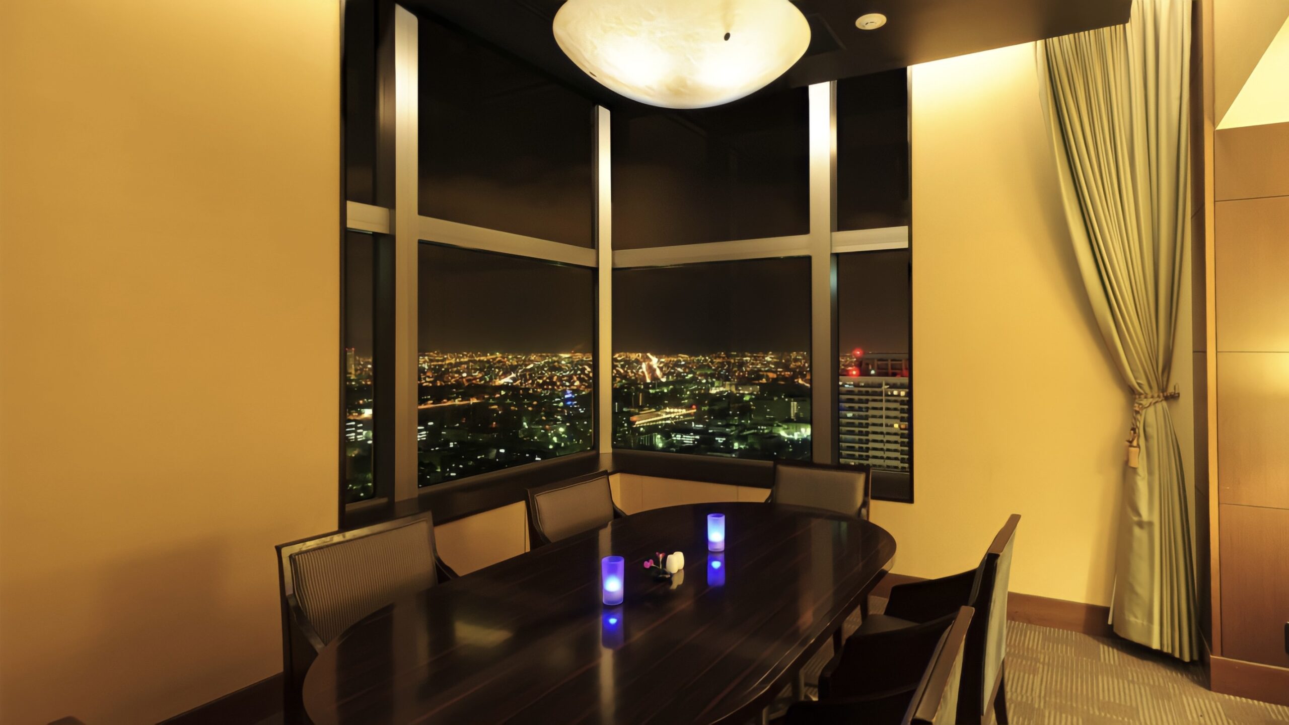 札幌の夜景おすすめ第11位　レストラン&バー「SKY J」（JRタワーホテル日航札幌）
