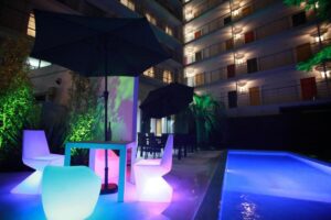 福岡のナイトプール人気13選！最高の夏を過ごすならここ！