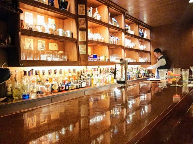 福岡のバーでおすすめ人気第10位：バー クラスター