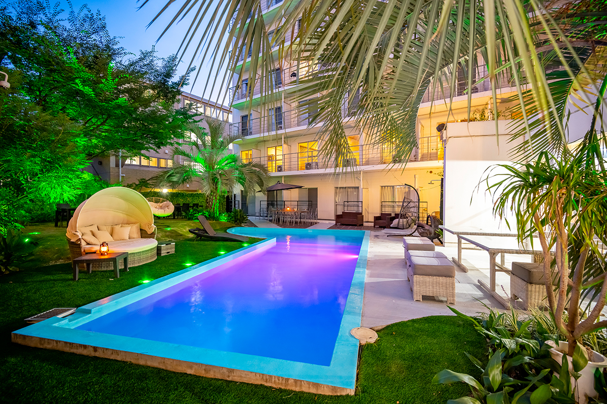 福岡 ナイトプール 13選　ホテル ジャパネスク福岡