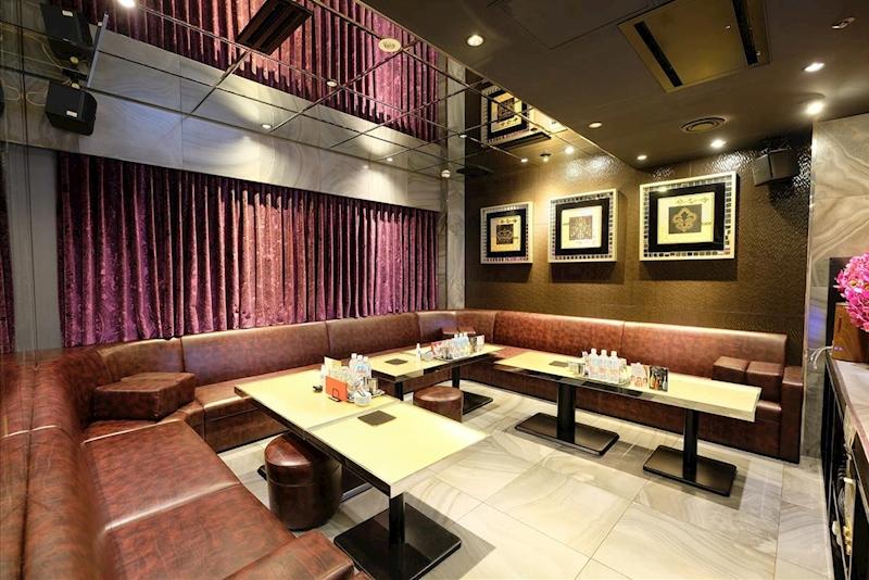 福岡のキャバクラのおすすめBEST40選 36位:CLUB EDEN