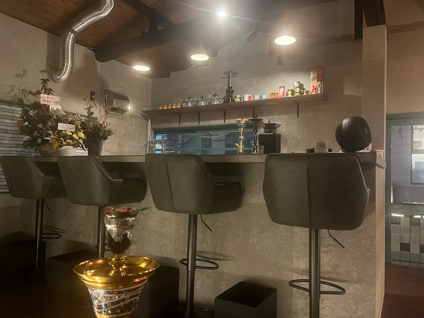 福岡のシーシャおすすめ20選　19位:Tea&Shisha ChilLion