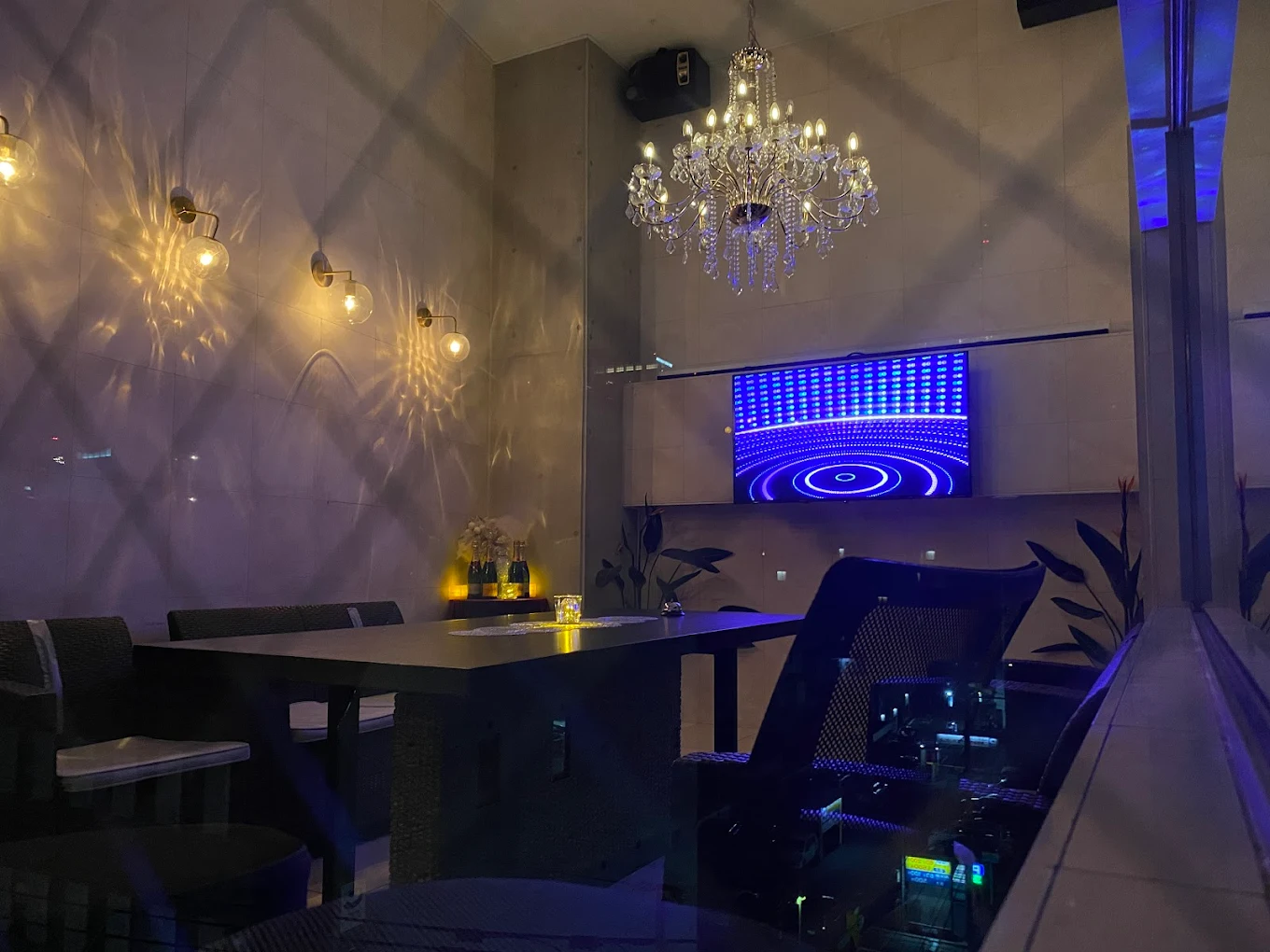 福岡のシーシャおすすめ20選　20位:SHISHA BAR White Knight