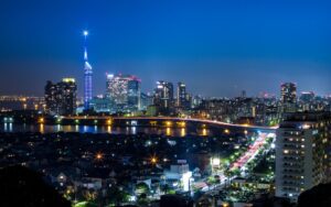 福岡の夜遊びスポット12選！