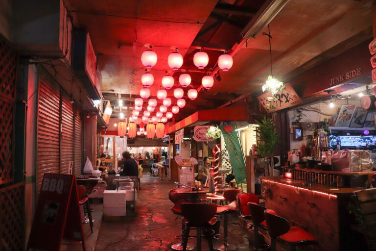 沖縄の飲み屋街13選