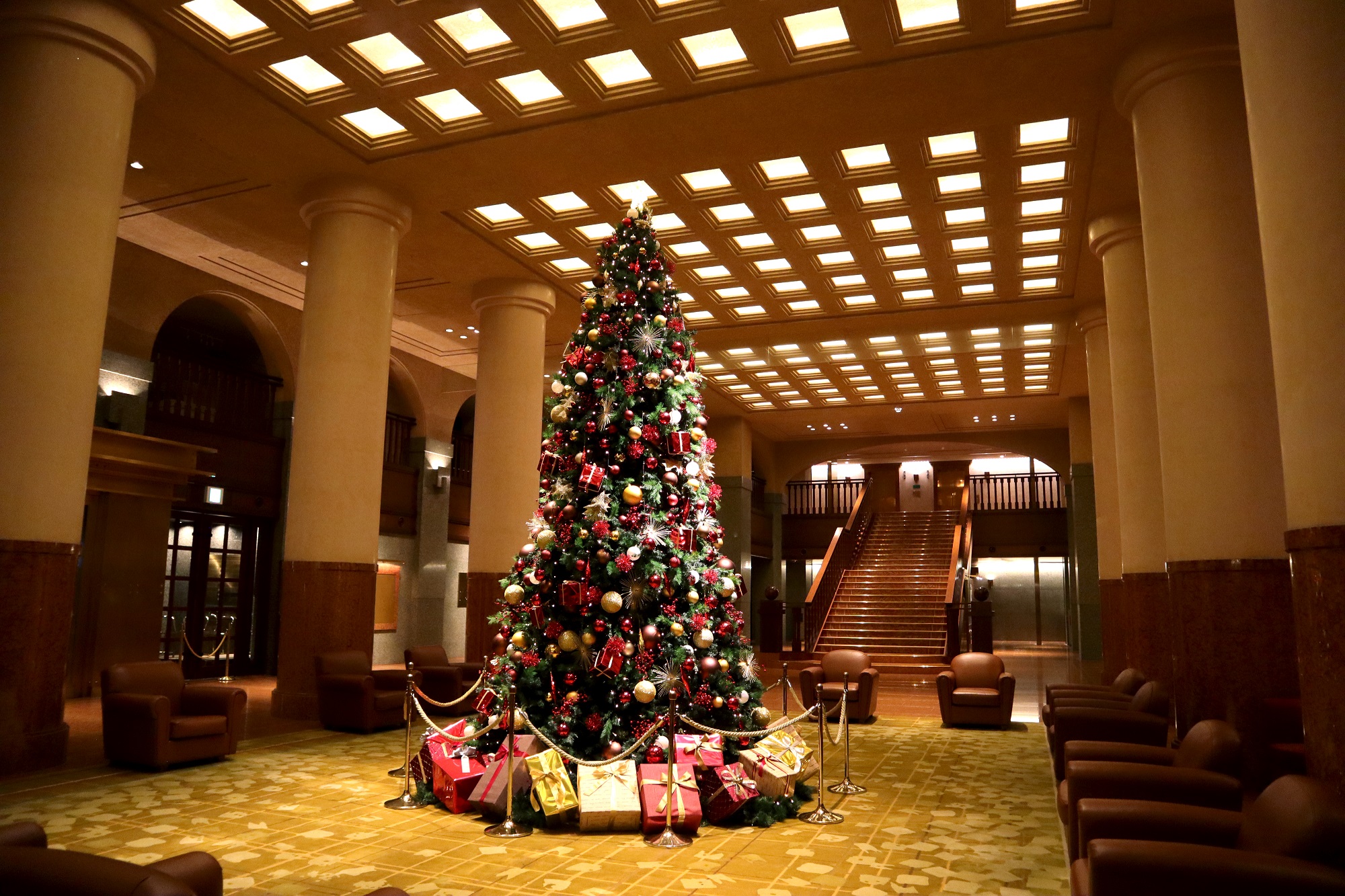 京都　イルミネーション　12選　11位　ホテルオークラ京都 クリスマスツリー＆イルミネーション