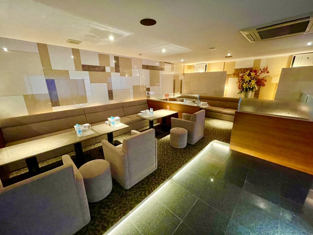 すすきのニュークラブのおすすめ人気店50選　44位:Lounge VIVERE