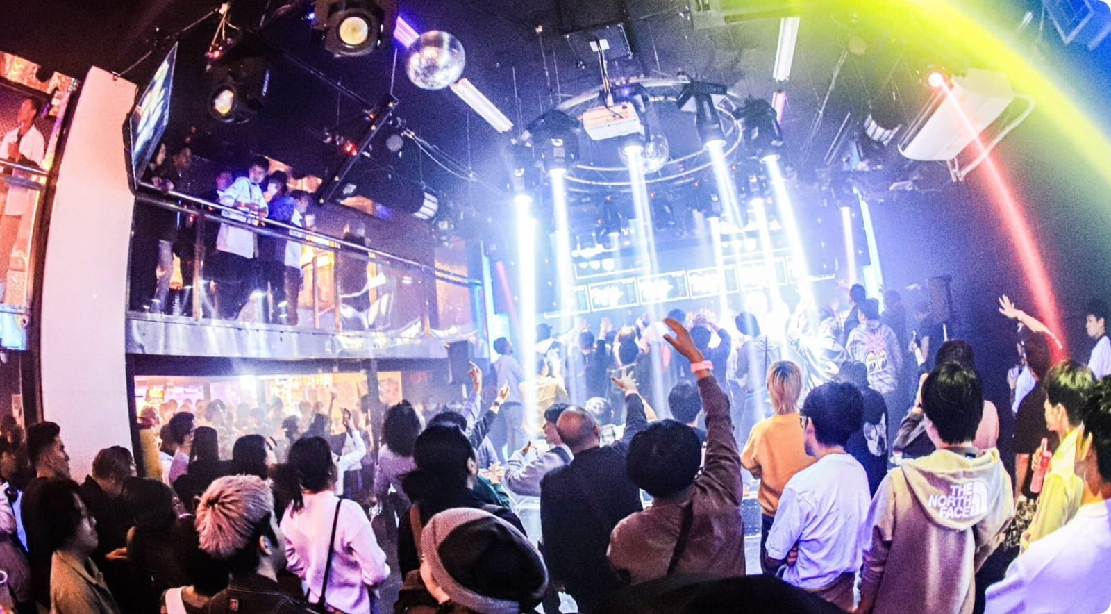 沖縄のクラブ15選　11位:CROWN
