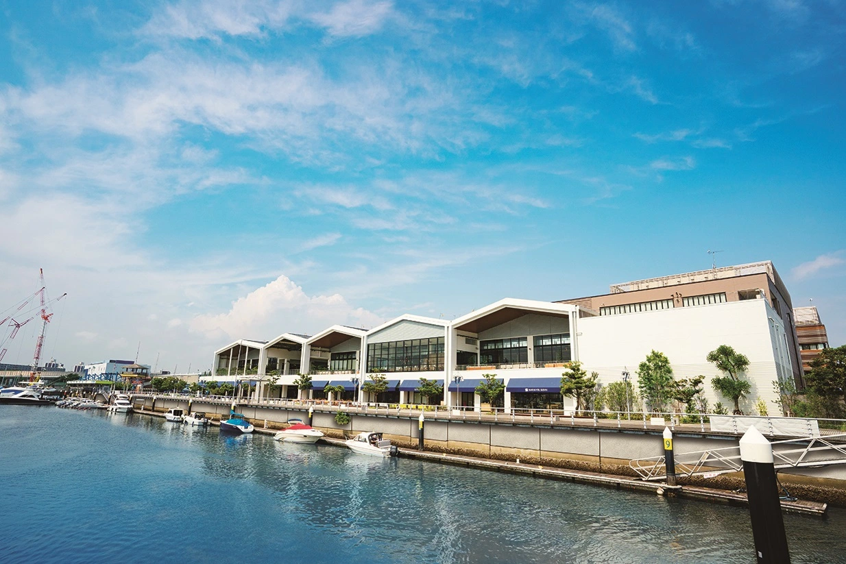 神奈川の遊び場25選　24位:三井アウトレットパーク 横浜ベイサイド
