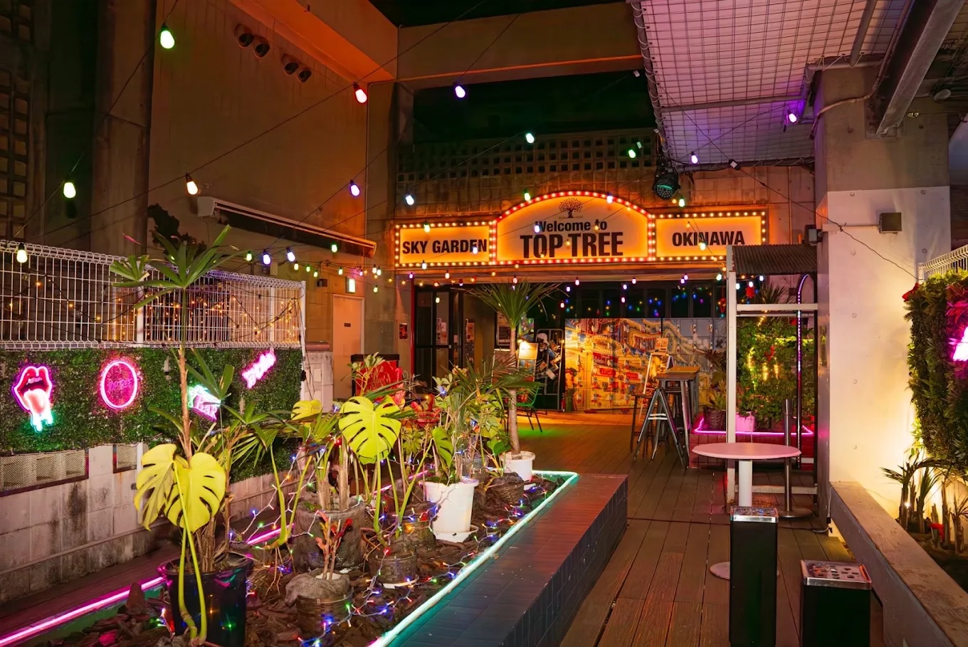 沖縄のクラブ15選　14位:Sky BAR 【TOP TREE OKINAWA】