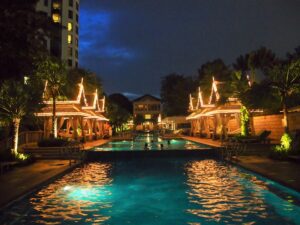 福岡のナイトプールのイベント10選！