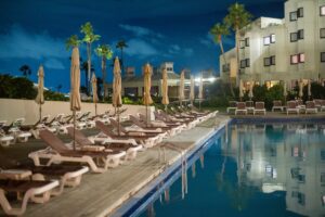 神奈川のナイトプール11選