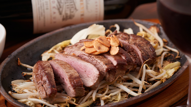 第9位 居酒屋 てぃーだんぶい 那覇国際通り店