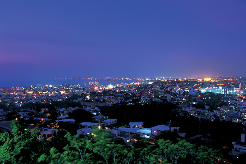 沖縄の夜のデートスポット11選 8位:嘉数高台公園