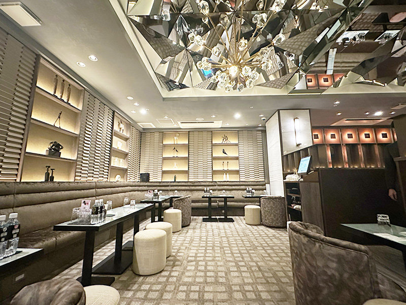 銀座のキャバクラ人気40選　第32位: JUNGLE TOKYO GINZA