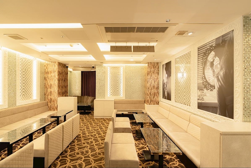 北新地のキャバクラ20選　8位:CLUB ONE CHAN　北新地