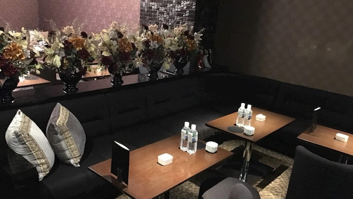 浜松町　キャバクラ　20選　第１９位　Executive Lounge L’Allure 