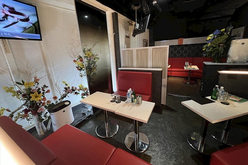 八王子のキャバクラ25選　16位:CLUB SHINE GOLD
