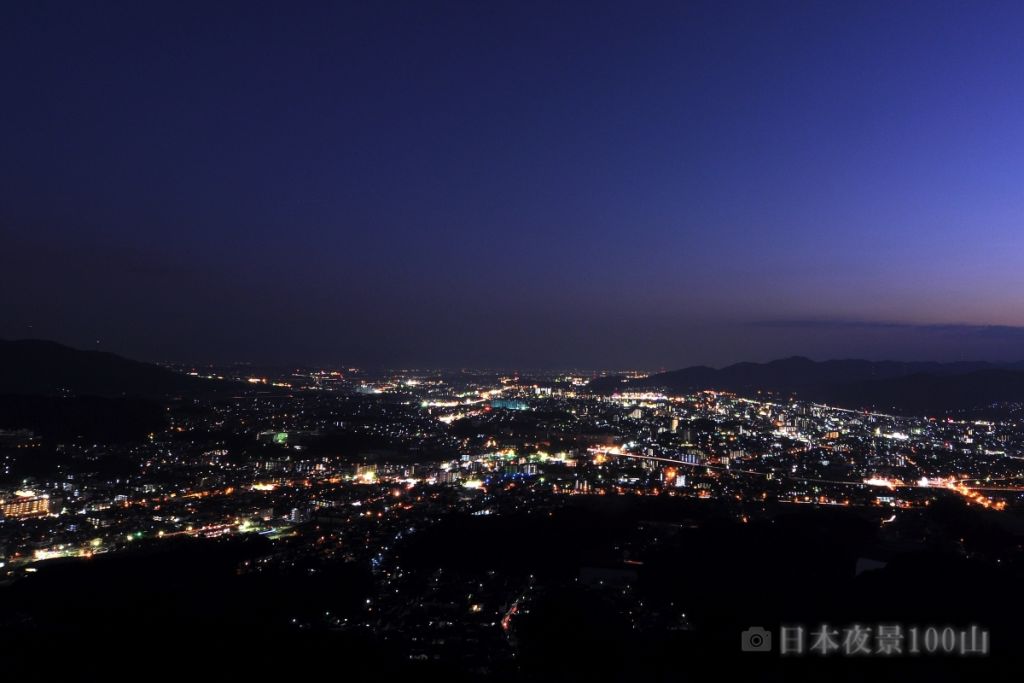 福岡の夜景スポットのおすすめ20選 1位:四王寺山 岩屋城跡2