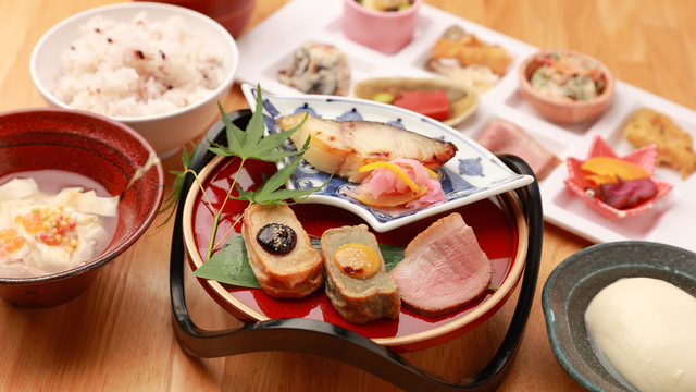 第1位 京鴨一羽買いと京のおばんざい 市場小路 ジェイアール京都伊勢丹店