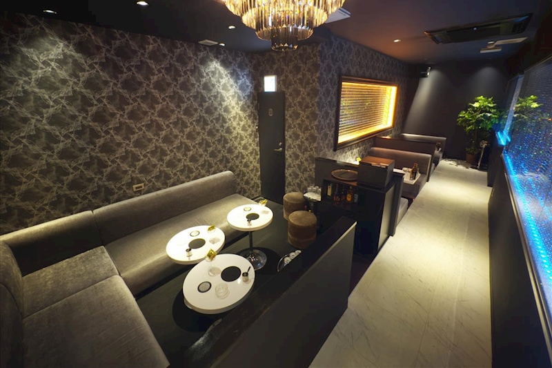 金山のキャバクラ20選　19位:LADERA