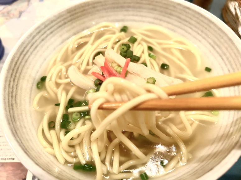 沖縄の夜カフェのおすすめ20選 14位:tora cafe