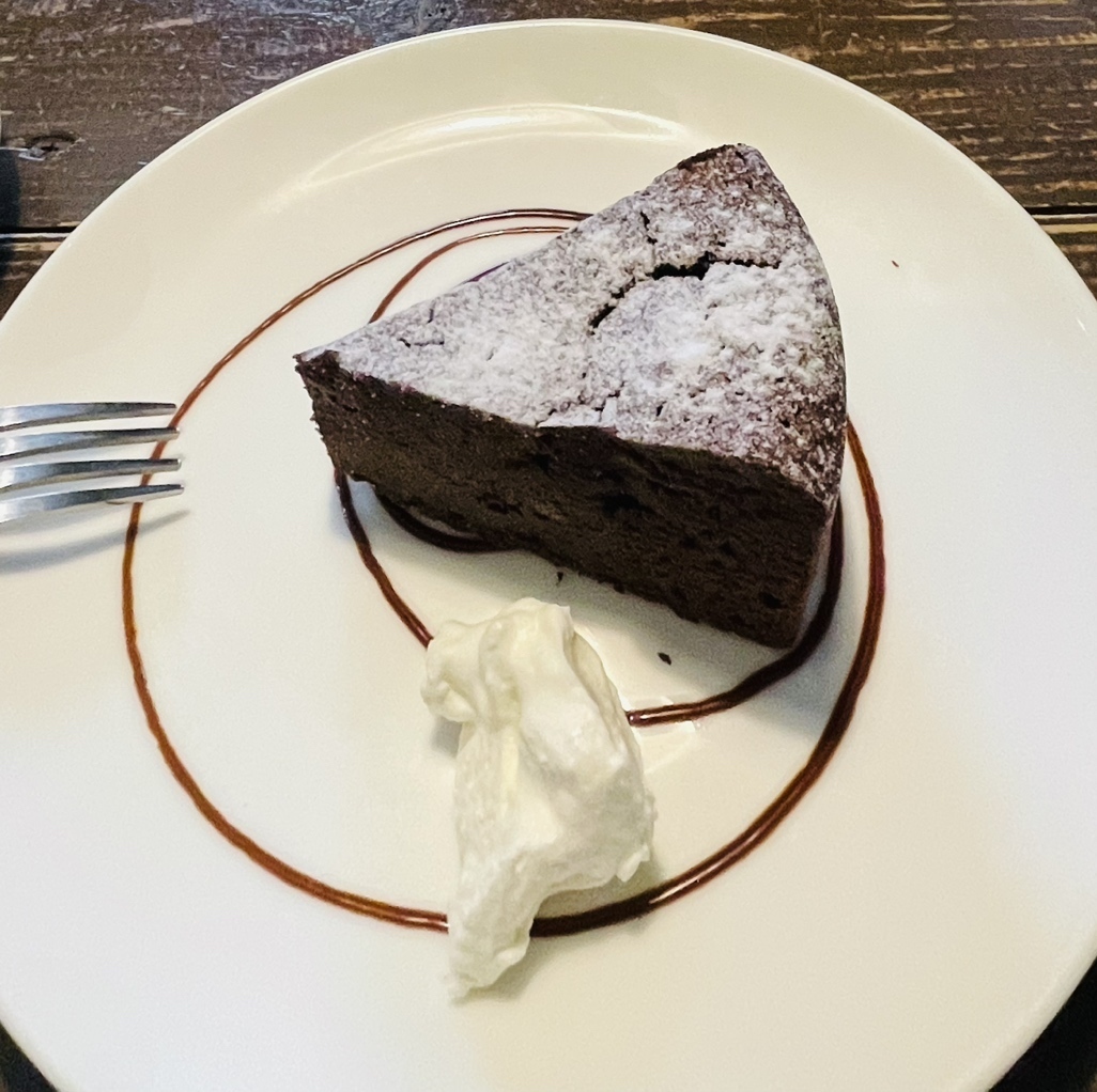 沖縄の夜カフェのおすすめ20選　18位:バードランドカフェ