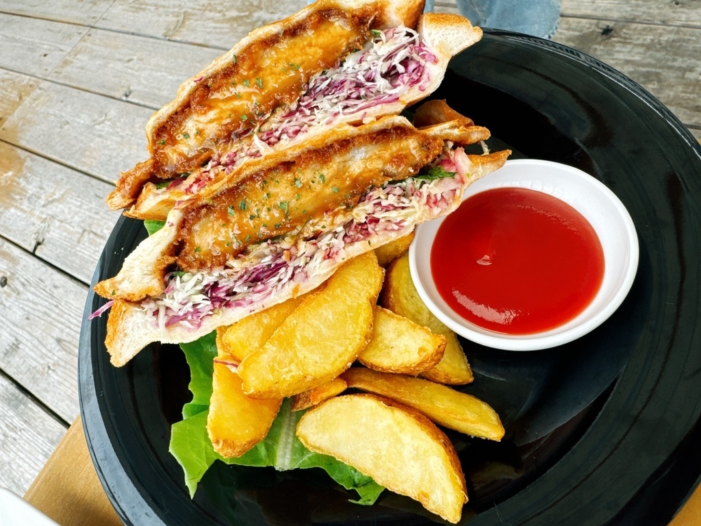 沖縄の夜カフェのおすすめ20選　20位:HAMMOCK CAFE LA ISLA