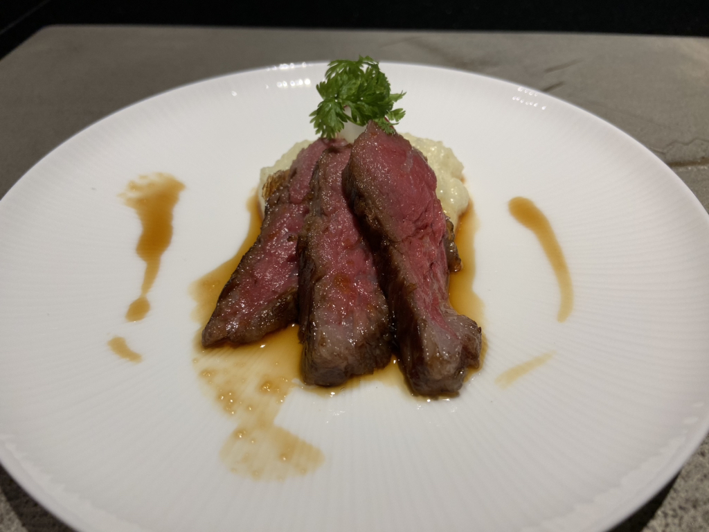 大阪の夜景ディナーのおすすめ店20選　11位:蔵－鉄板焼