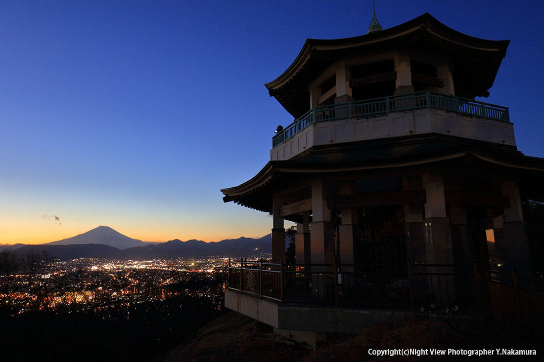 神奈川の夜景のおすすめスポット20選　10位:権現山公園展望台