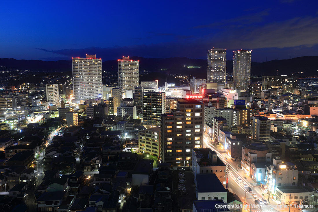 大阪の夜景のおすすめスポット20選　8位:高槻市役所 展望フロア