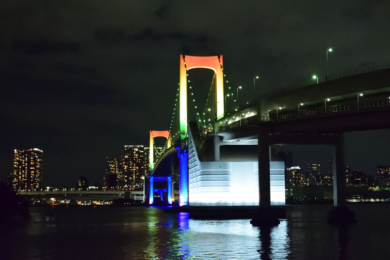 東京の夜景のドライブおすすめスポット20選　4位:レインボーブリッジ