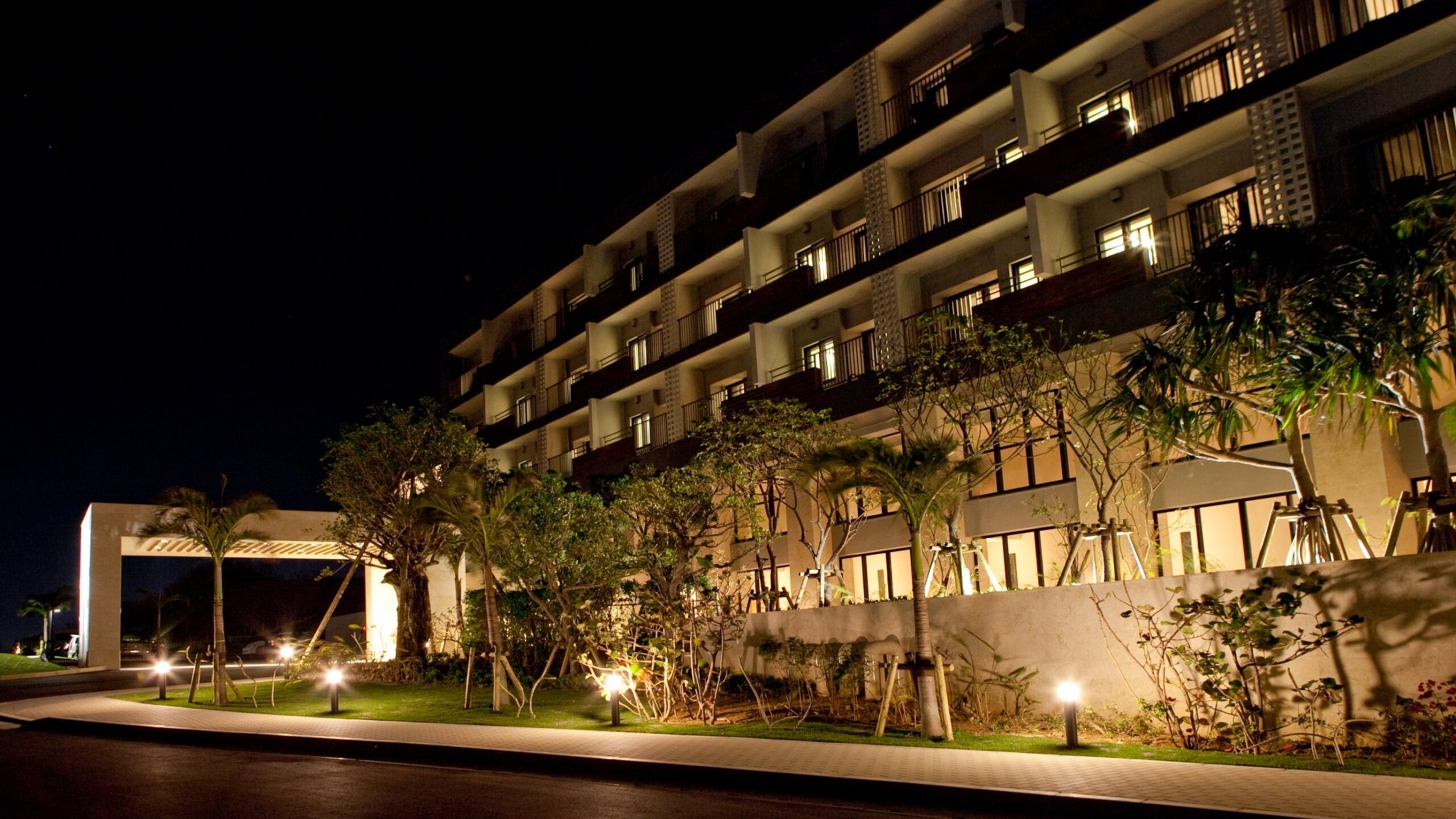 沖縄の夜景ホテルのおすすめ20選　3位:琉球温泉 瀬長島ホテル