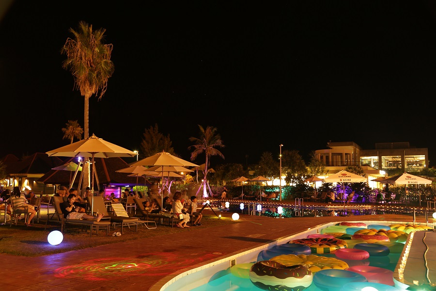 沖縄のナイトプールのホテル20選　6位:オクマ プライベートビーチ＆リゾート