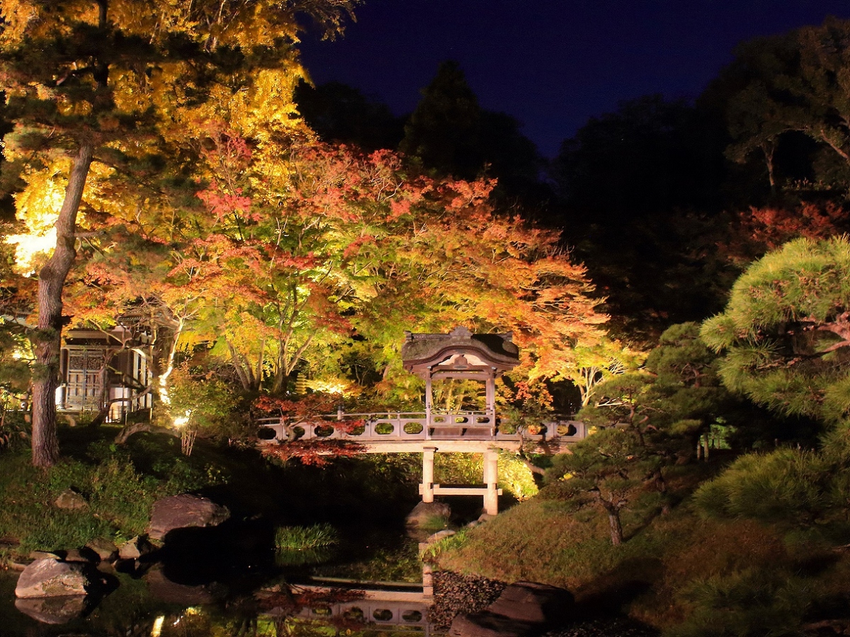 神奈川の紅葉ライトアップのおすすめ15選　1位:三溪園