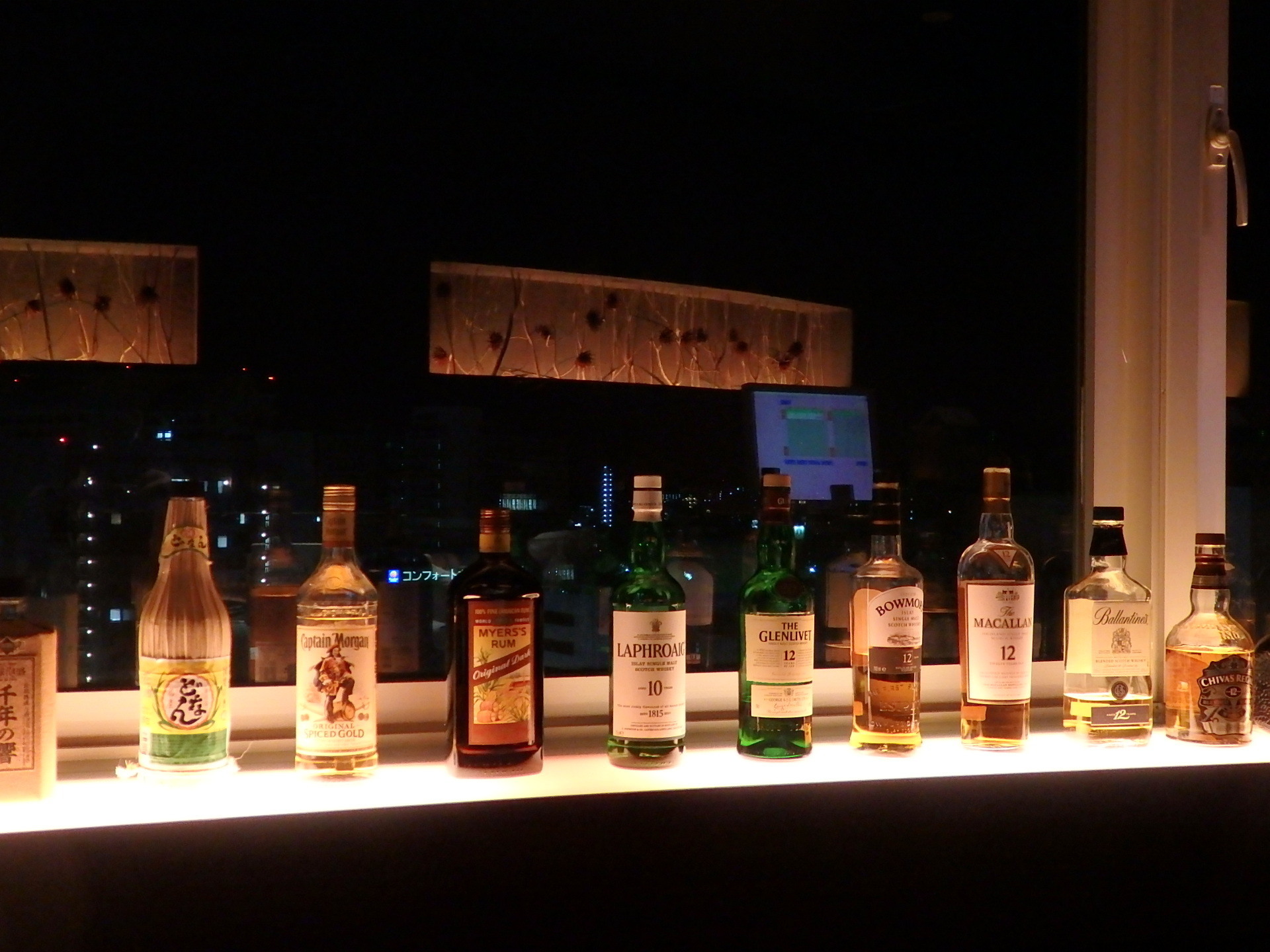 沖縄のバーで一人におすすめのバー20選 2位:ダイニング バー Ren