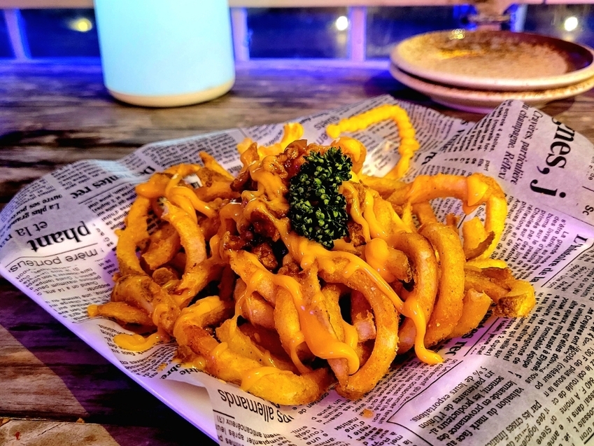 沖縄の夜景ディナーのおすすめ20選　14位:地球村酒場 EARTH VILLAGE IZAKAYA