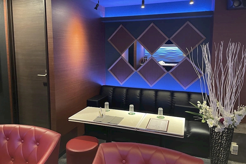 三軒茶屋のキャバクラ18選　6位:FELIX