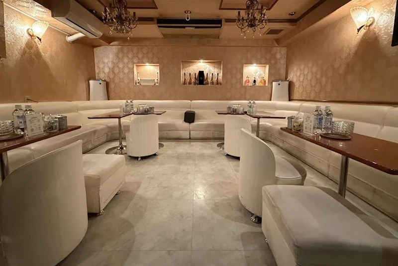 福富町のキャバクラ20選 16位:club 蒼月 -airu-