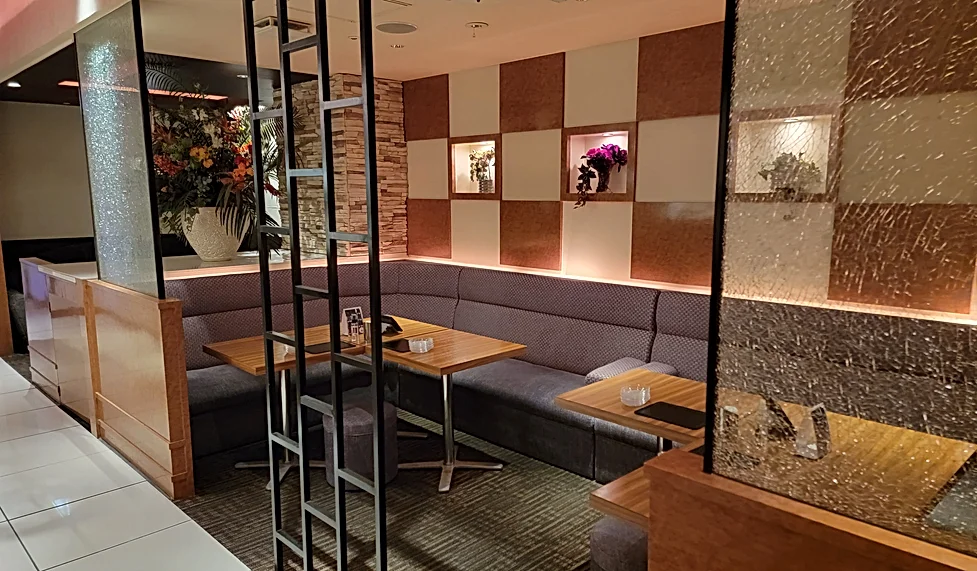 札幌の高級ニュークラブのおすすめBEST21 第6位　PADMA CAFE