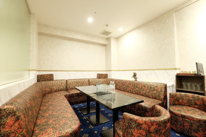 中洲のキャバクラで可愛い女の子がいるお店30選　23位:CLUB NAPOLEON