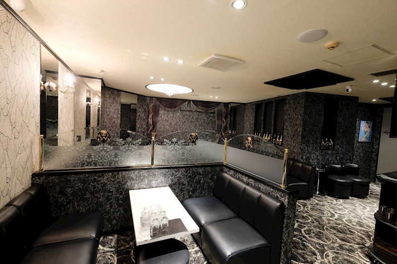 中洲のキャバクラで可愛い女の子がいるお店30選　22位:クラブウォーカー