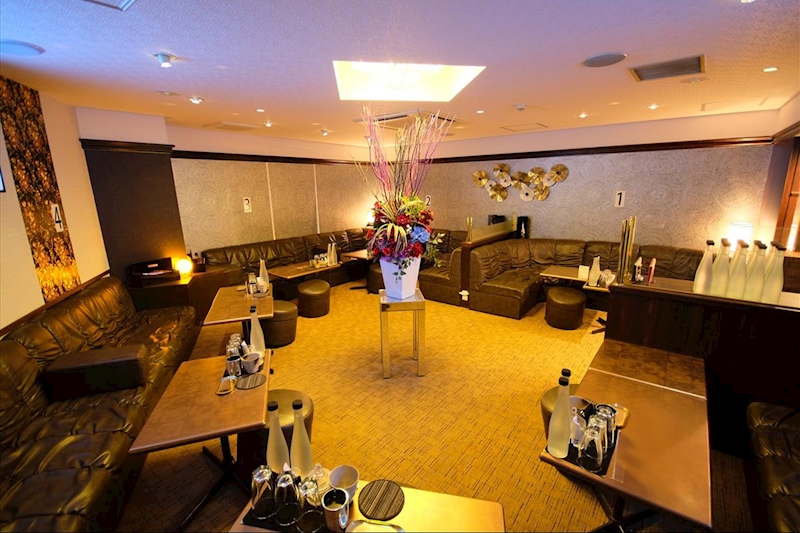 中洲のキャバクラで可愛い女の子がいるお店30選　4位:中洲 First Class