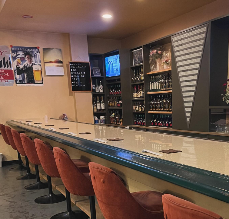 鯖江市のキャバクラ大公開！厳選8店舗：第2位　スナック 華紋