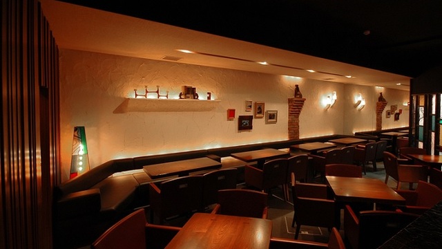 すすきのの夜景が見えるお店TOP15！第14位　バーリュトン