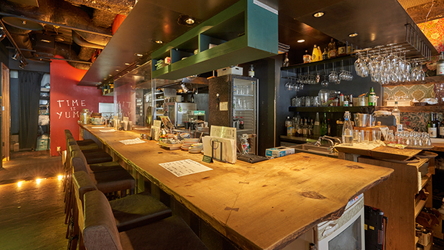 すすきのの夜景が見えるお店TOP15！第11位　札幌肉酒場 VOLTA